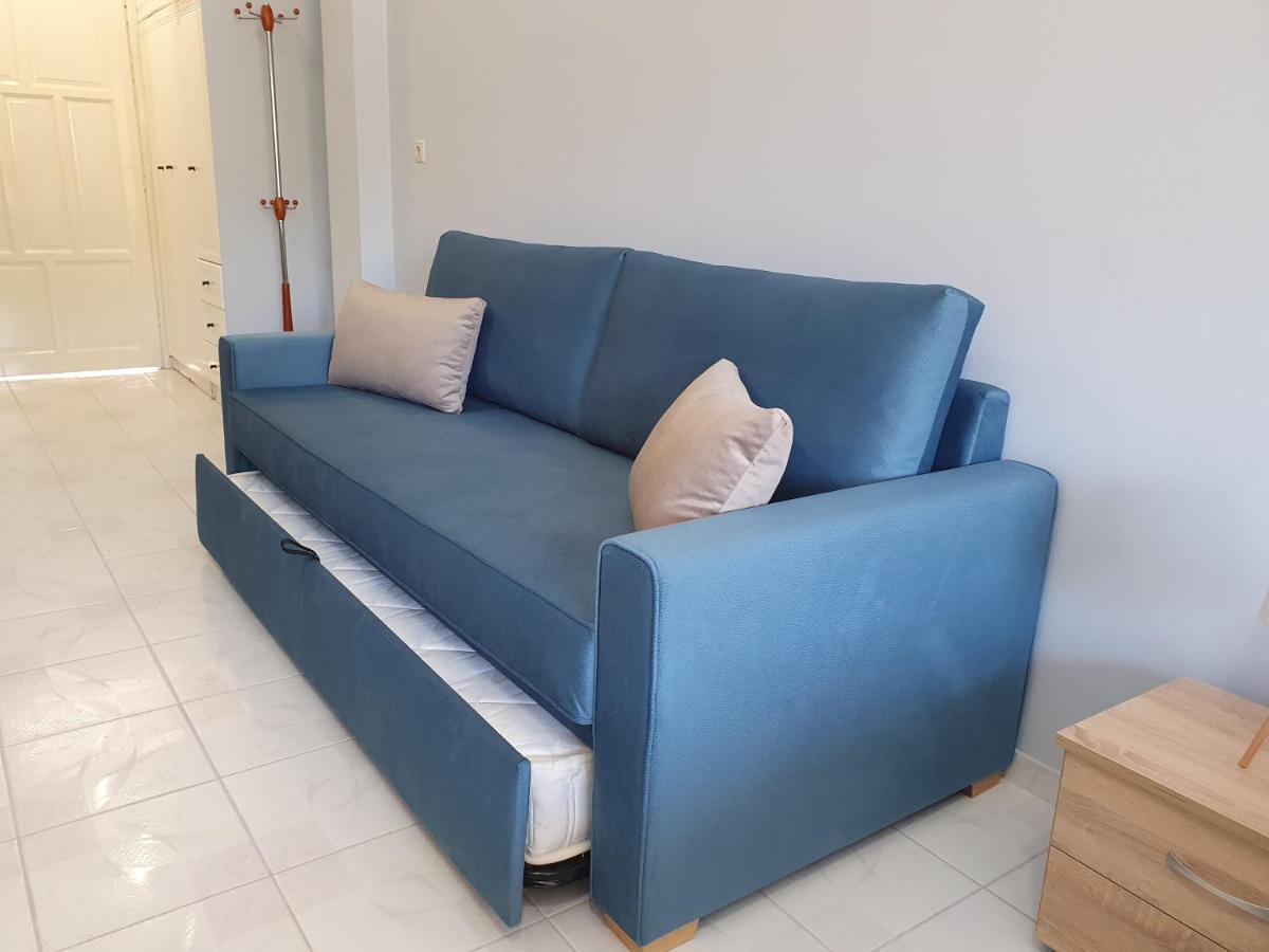 Gm Apartments Толон Екстериор снимка